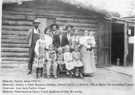 BLAKESLEY Emory J 1871-1930 family.jpg